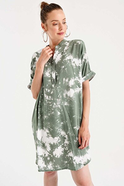 GABRİA Γυναικείο φόρεμα με μοτίβο χακί με μισό σχέδιο