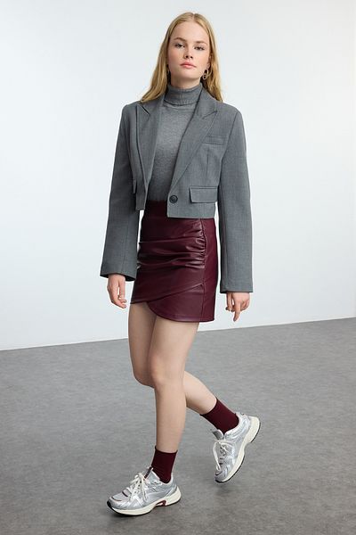 Trendyol Collection Fusta drapată din imitație din piele roșie cu talie înaltă - TWOAW24ET00156