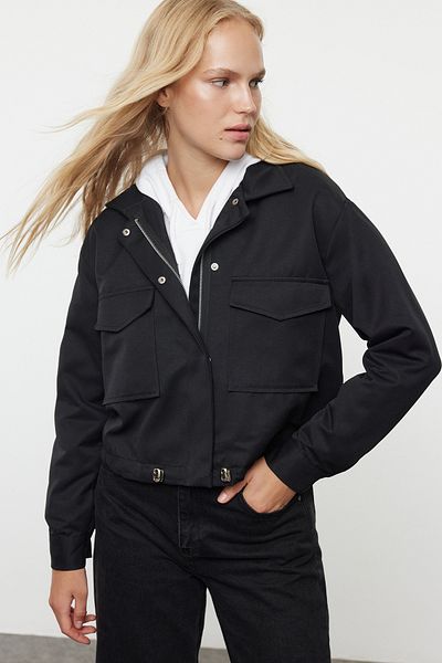 Trendyol Collection Übergroßer Schwarzer Dünner Jackenmantel – Twoaw25Mo00207