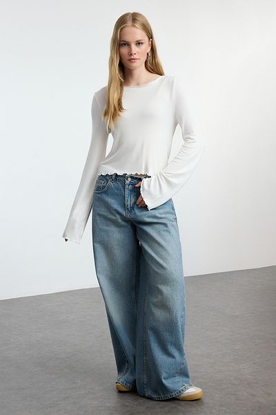 Trendyol Collection Pletená halenka Ecru Regular Fit Crop - Boat Neck TWOAW24BZ00156