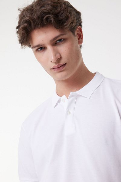 Riders by Lee Weißes Polokragen-T-Shirt mit normaler Passform aus 100 % Baumwolle