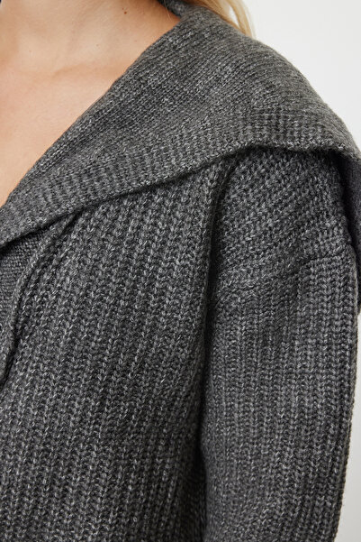 Trendyol Collection Turndown Collar Soft Knitwear Cardigan - Anthracite Premium Yarn Twoaw24Hi00060