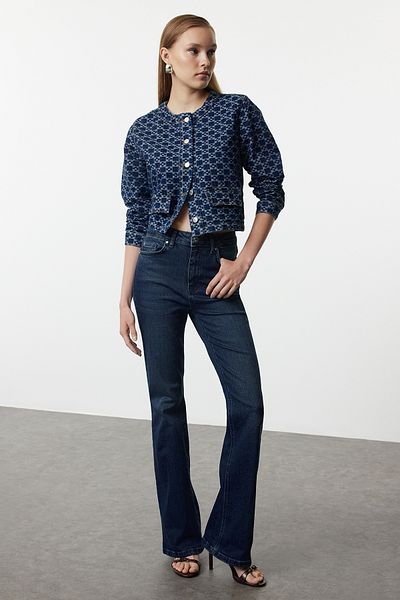 Trendyol Collection Dunkelblaue Schlagjeans mit hoher Taille - TWOAW25je00225