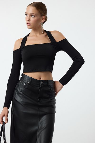 Trendyol Collection Tpraw25Bz00015 Μοντέλο Πλεκτή Μπλούζα με Μαύρη Τετράγωνη Λαιμόκοψη