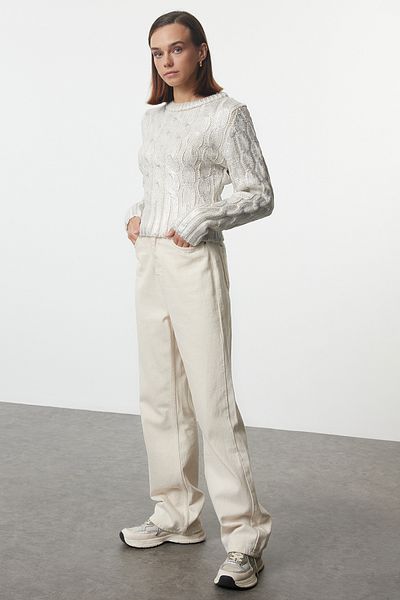 Trendyol Collection Wide Fit – Strickpullover mit Faltendruck und Steinen TWOAW25KZ00139