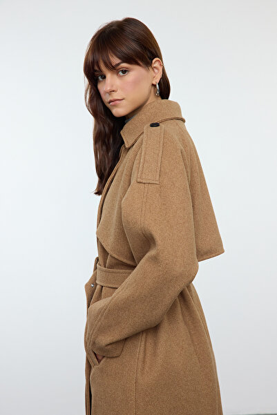 Trendyol Collection Trench lung din nurcă - Detaliu jachetă de vânt și curea TWOAW25KB00095