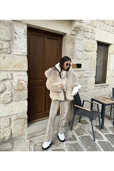 GM Butikk Kadın Bej Premium Tasarım Peluş Mont
