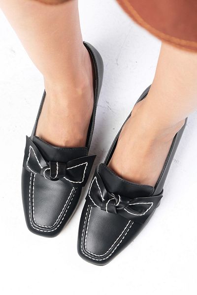 Mio Gusto Women's Short Heeled Black Viola - Blunt Toe Shoes