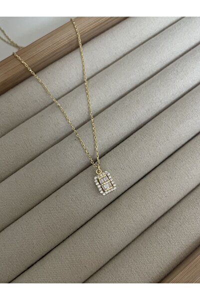 Sade Accessory Dikdörtgen Baget Kolye