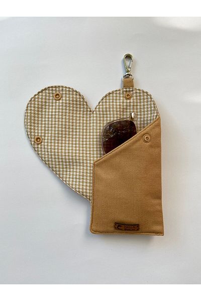 İsella Beige Canvas Heart Glasses Case