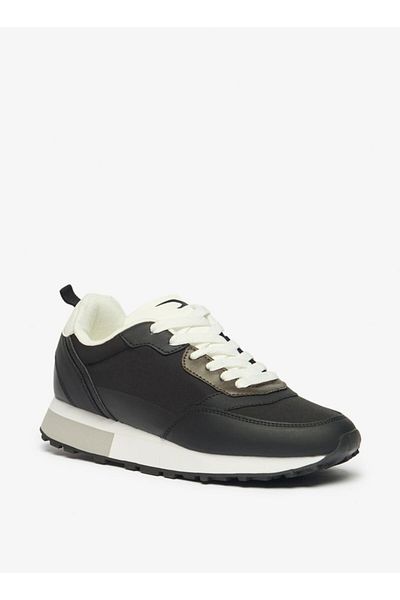 Dash Colourblock Sports Shoes with Lace-Up Closure