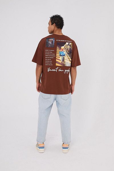 Saw Urbanity Vincent Van Gogh On the Door of Eternity Train Printed Oversize Brown T-Shirt - Back Printed