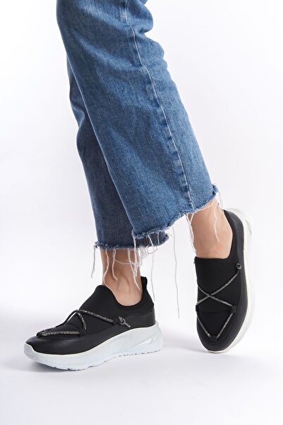 Limeo Black High Sole Comfortable Soft Shiny Stripe Detailed Women's Casual Sports Walking Shoes Sneakers