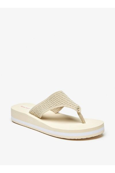 Celeste Women's Textured Flip Flops