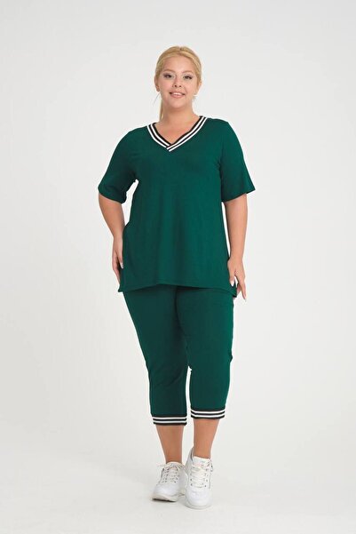 garajmood Plus Size Emerald V-Neck and Stripe Detailed Pocketed Tights-Blouse Set