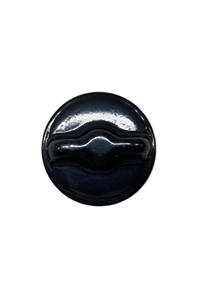 Yerli FORD 3000 TRAKTÖR MAZOT DEPO KAPAĞI ( TUTAMAKLI ) FIRIN BOYA