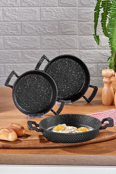 Taç Black 3 Piece Cast Iron Sahan Set