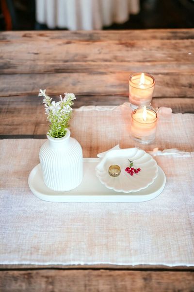 stonnish Raw White Set of 3 - Striped Concrete Vase, Oyster Jewelry Plate, Decorative with Oval Tray