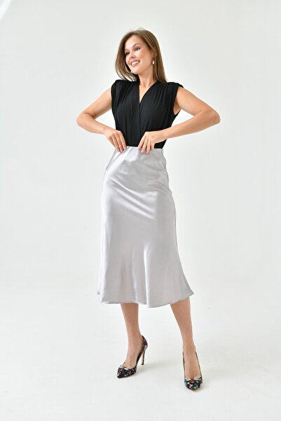 ŞEYDA BUTİK Satin Midi Silver Skirt