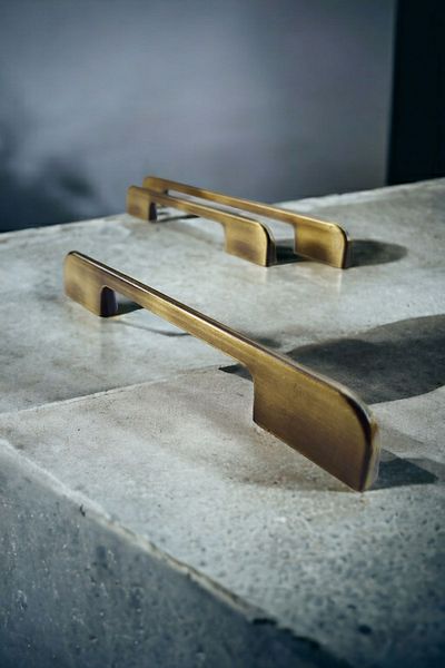 Dizaynhouse 224 mm Antique Yellow Metal Delicate Cabinet Handle, Elegant Model Tumbled Cabinet and Drawer Handle