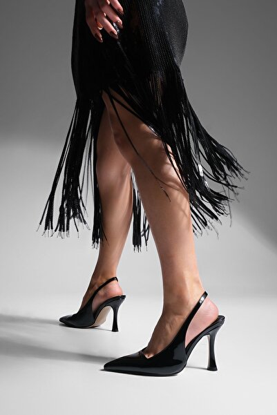 Marjin Dámské klasické boty na podpatku se špičatou špičkou na tenkém podpatku Vedin, černá lakovaná kůže