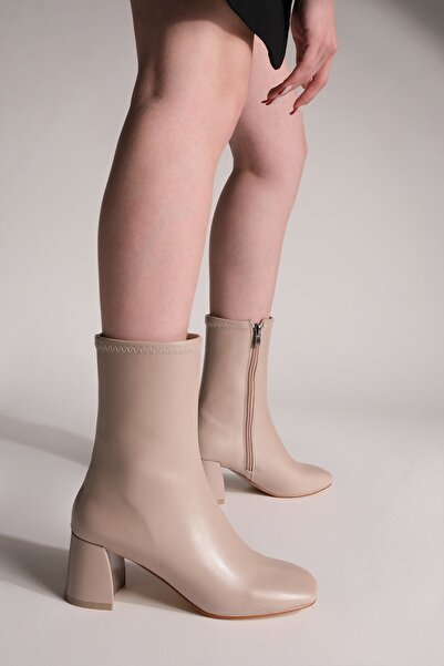 Marjin Dámské kozačky na podpatku s tupou špičkou na zip Nonas béžová