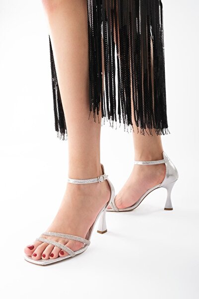 Marjin Women's Stoned Evening Dress Heeled Shoes Blunt Toe Sapro Silver