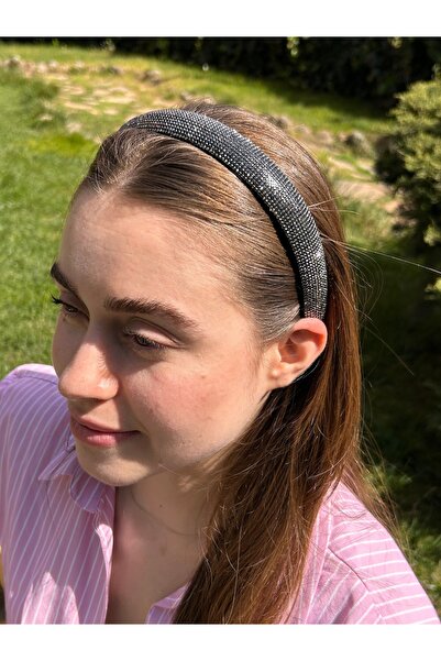 ByMerve Bym196 Füme Renk Kalın Kristal Taşlı Taç - Hafiflik Ve Zarafetin Bulu...