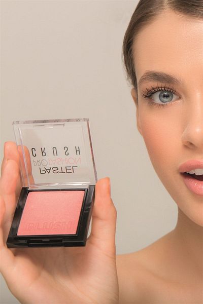 Pastel Profashion Crush Blush Blush 301