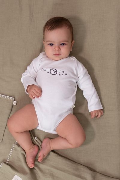 Little Gusto Long Sleeve Adjustable Snap Fastener White Organic Cotton Planet Gusto