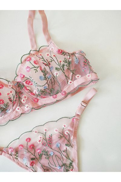 Btg Lingerie Set sutien roz cu modele florale