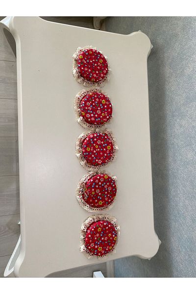 AdaEsintisi 5 Pieces Red Flower Patterned Elastic Jar Lids