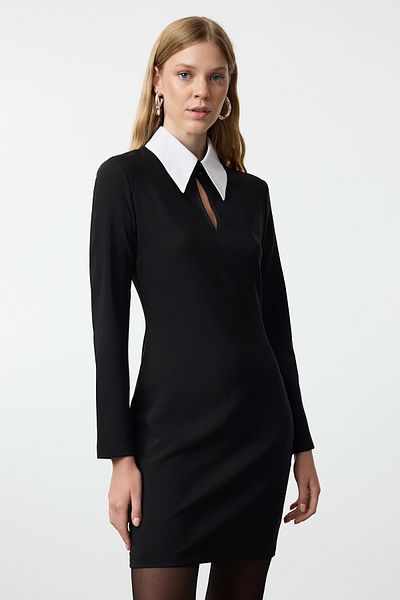 Trendyol Collection Μαύρο Μίνι Υφαντό Φόρεμα - Λεπτομερής γιακάς, Εφαρμοσμένο Twoaw25el00263