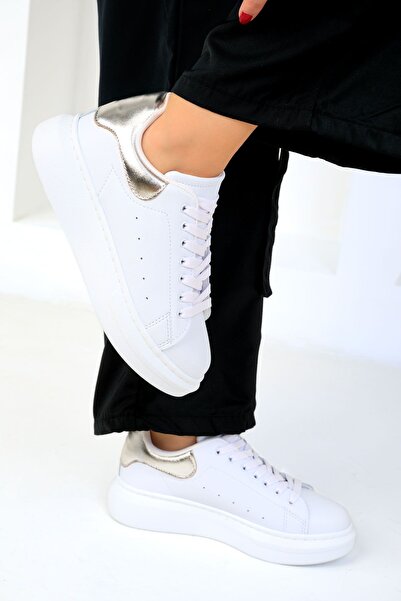 SOHO Fehér-ezüst női tornacipő 15732