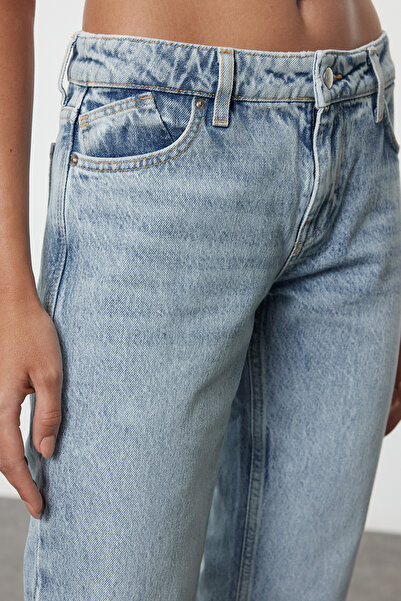 Edit by Trendyol High Waist Light Blue Straight Jeans - TEDAW25JE00007