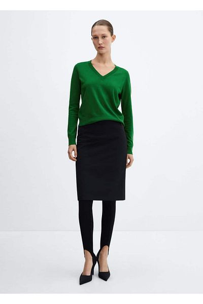 MANGO Woman Design de pulover de tricotaje cu decolteu în V