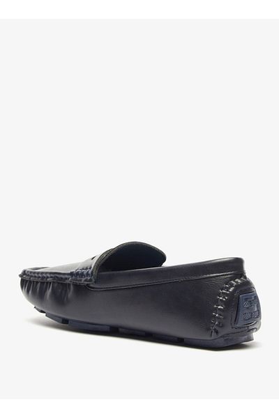 Shoexpress Solid Slip-On Moccasins with Cutout Detail