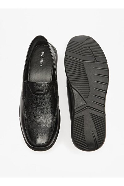 Duchini Men's Textured Slip-On Moccasins