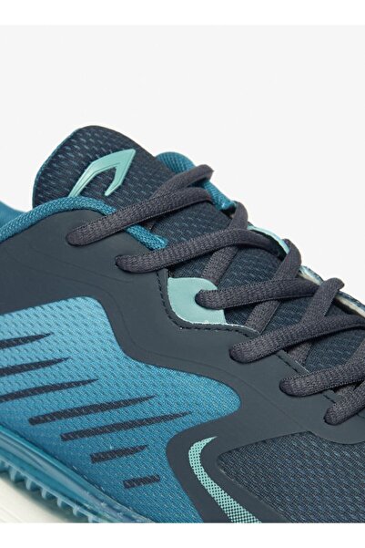 Dash Colourblock Sports Shoes with Lace-Up Closure