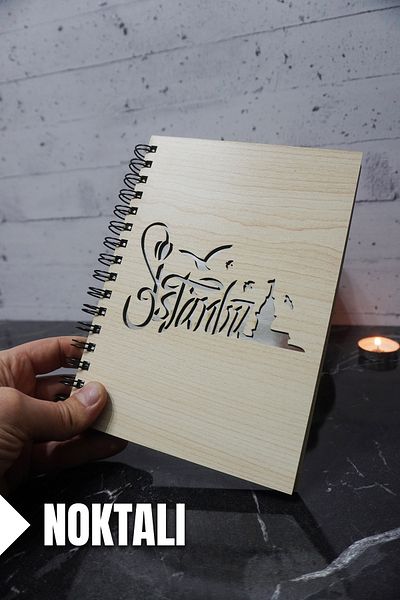 markcat Agenda și caietul școlar cu tematică Istanbul - Caiet cu copertă din lemn, cu puncte (A5 - 120 coli)