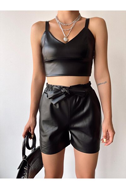 POZİGİ Kurdele Detaylı Suni Deri Kadın Şort
