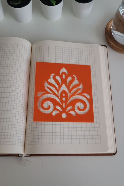 Karmelom Studio Leaf Patterned Mandala Drawing Ruler - Painting Template