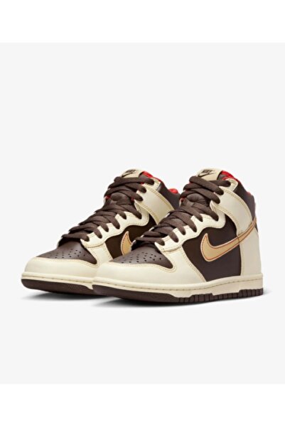 Nike Dunk High Sneaker DB2179_200