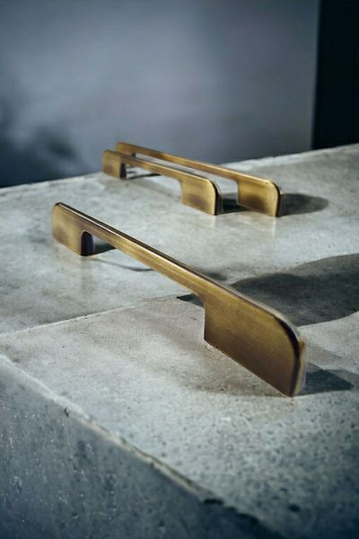 Dizaynhouse 160 mm Antique Yellow Metal Delicate Cabinet Handle, Elegant Model Tumbled Cabinet and Drawer Handle