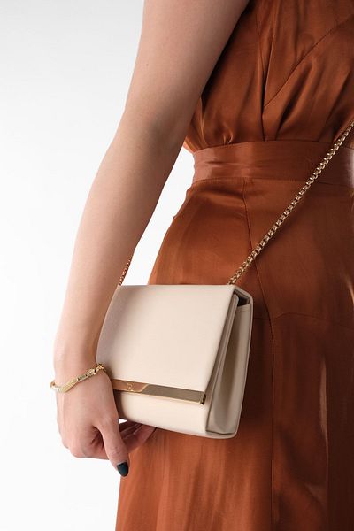 Marjin Women's Hand&Shoulder Bag Gold Color Gold Chain Strap Yekva beige
