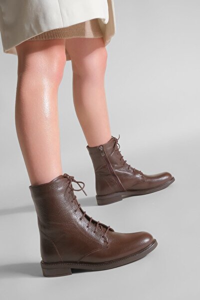 Marjin Női valódi bőr csizma fűzős cipzáras alkalmi csizma Alfira barna
