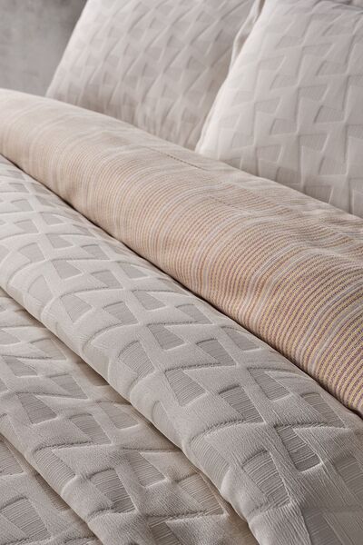 Doqu Home Arya Tek King Size Yatak Örtüsü - Krem