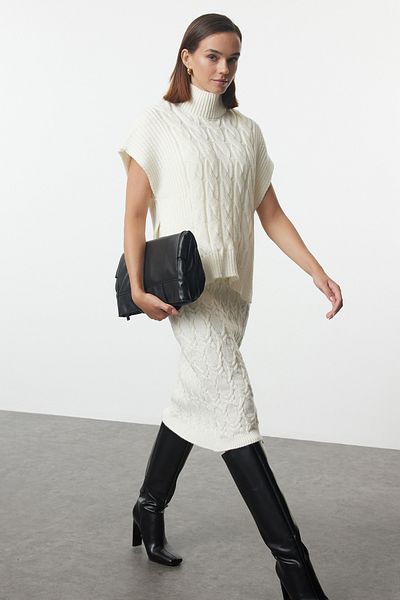 Trendyol Collection Ecru Maxi úpletový svetr a šaty – měkká textura Twoaw25El00066