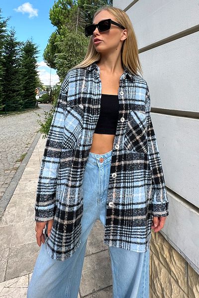 Trend Alaçatı Stili Modrá černá kostkovaná oversize safari bunda – bavlněná košile ALC-X10704