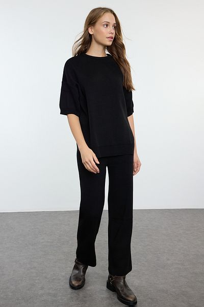 Trendyol Collection Fekete kötöttáru póló és alsó szett - rövid ujjú, Look Twoss24au00049